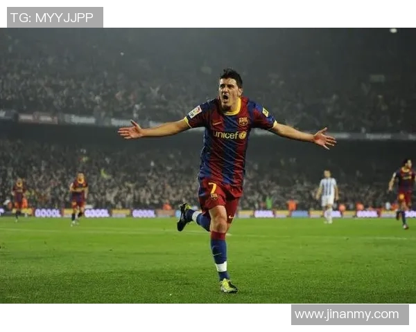 穿着1号球衣的足球明星们在绿茵场上的传奇故事与辉煌瞬间